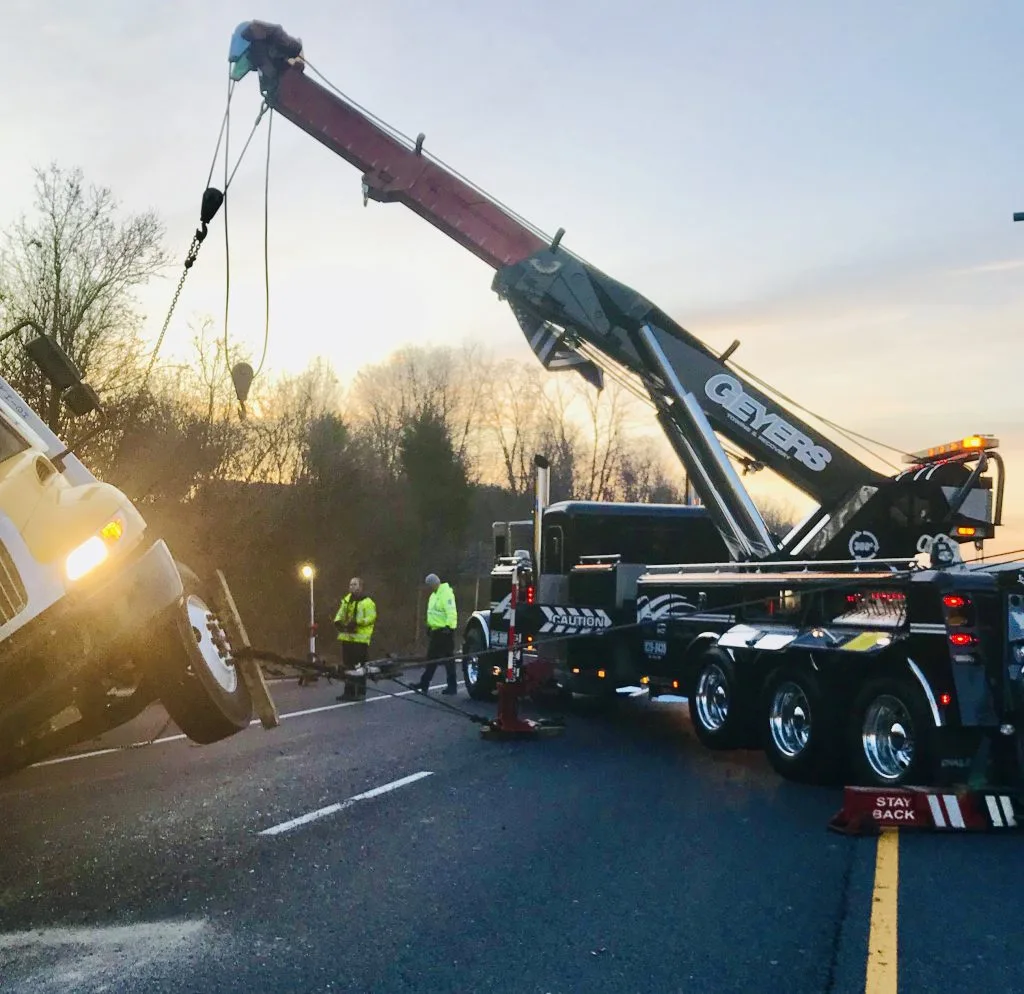 heavy duty towing on the highway