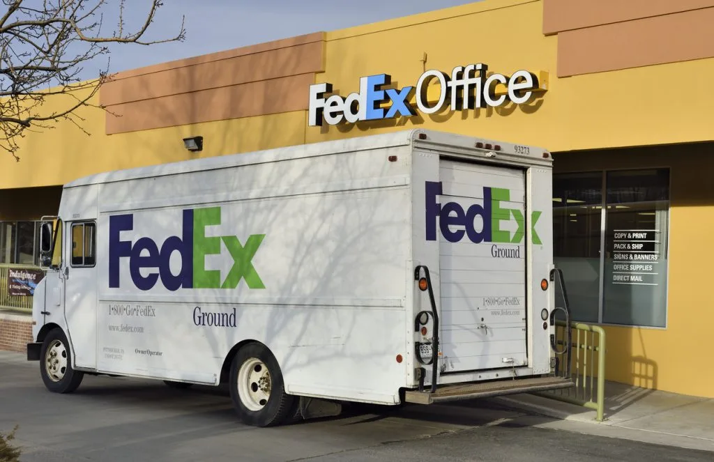 What Happens to Your Packages When a FedEX Truck Gets in an Accident?
