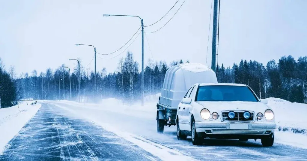 Safe Winter Towing: A Guide to Pulling a Trailer in the Snow 28 towing a trailer in the snow