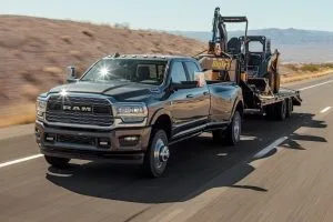 tow truck illustrating this guide to the best truck for towing.