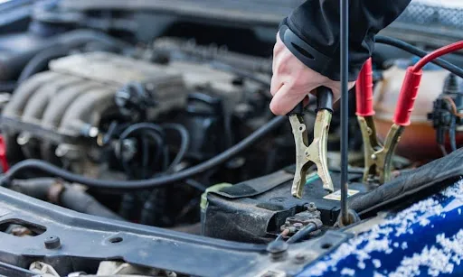 Safe Jump Start Services While On the Road 1