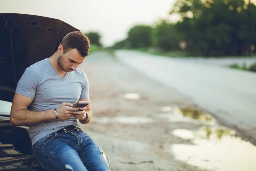 Why Do Cars Break Down? Common Causes and Prevention 1 car is broken down