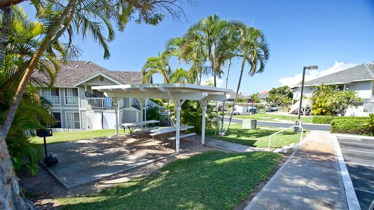 The development is close to the Kamaole Beach Parks