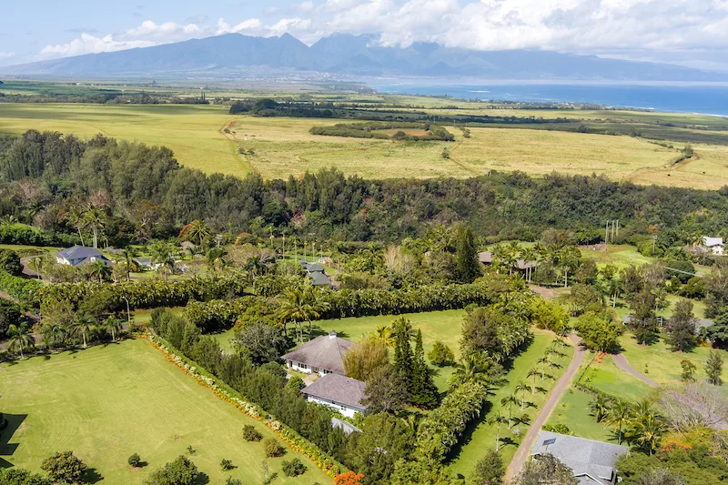 Looking west over the neighborhood towards Maliko Gulch with the West Maui Mountains in the distance. 