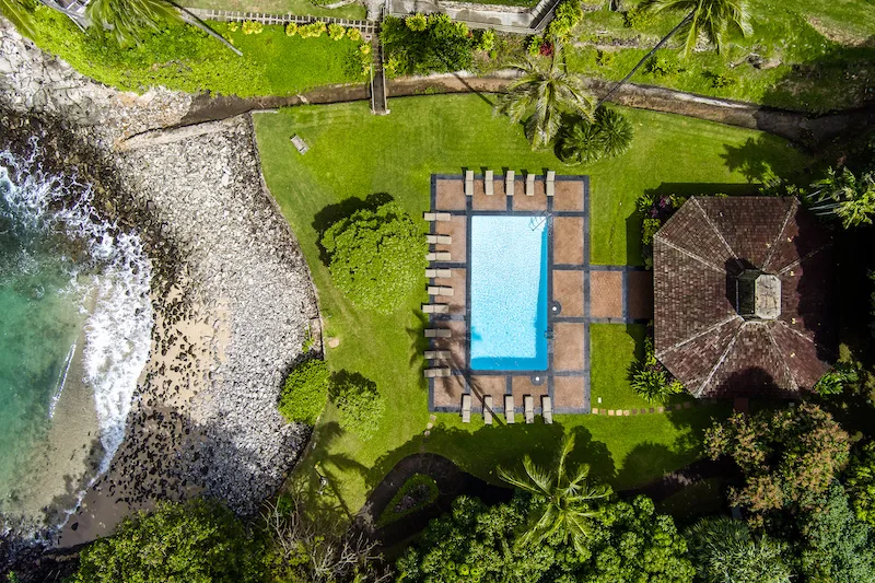 Alaeloa pool, club house and the beach area. 