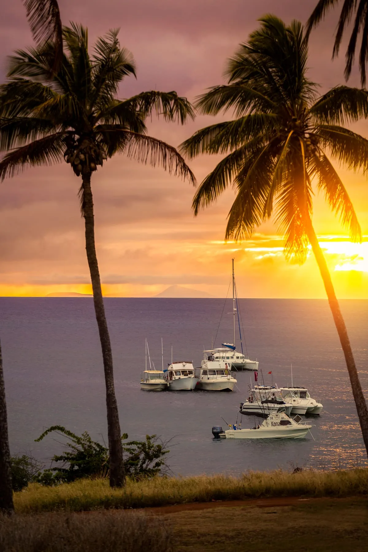  Q4 2024 Vol. 1 A Little Maui Beauty Sunset and boats