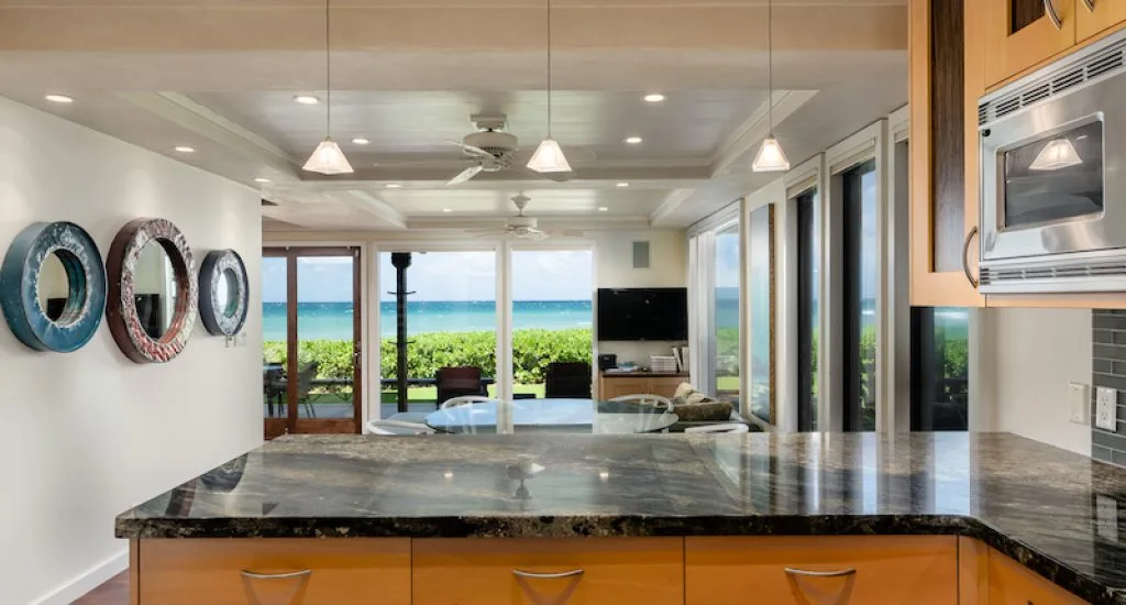 kitchen-guest-2-building-6