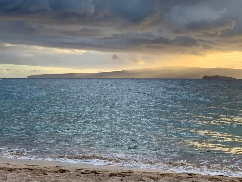 The Makena cloud as seen from a beach in Makena stretches from Ulupalakua over Makena and towards Kaho'olawe.