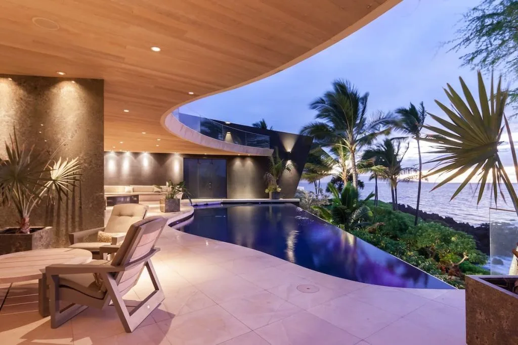 The Ultimate Guide to Purchasing a Maui Oceanfront Home 1 A Maui Oceanfront Home in Makena