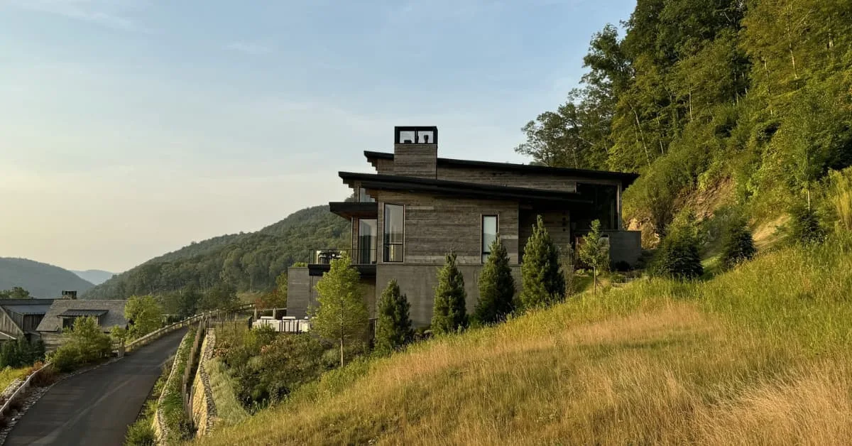 Expert Idaho modern mountain home design