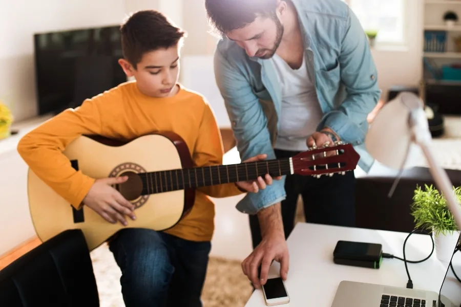 Introduction to the Pitch Range of Musical Instruments 5 tuning guitar