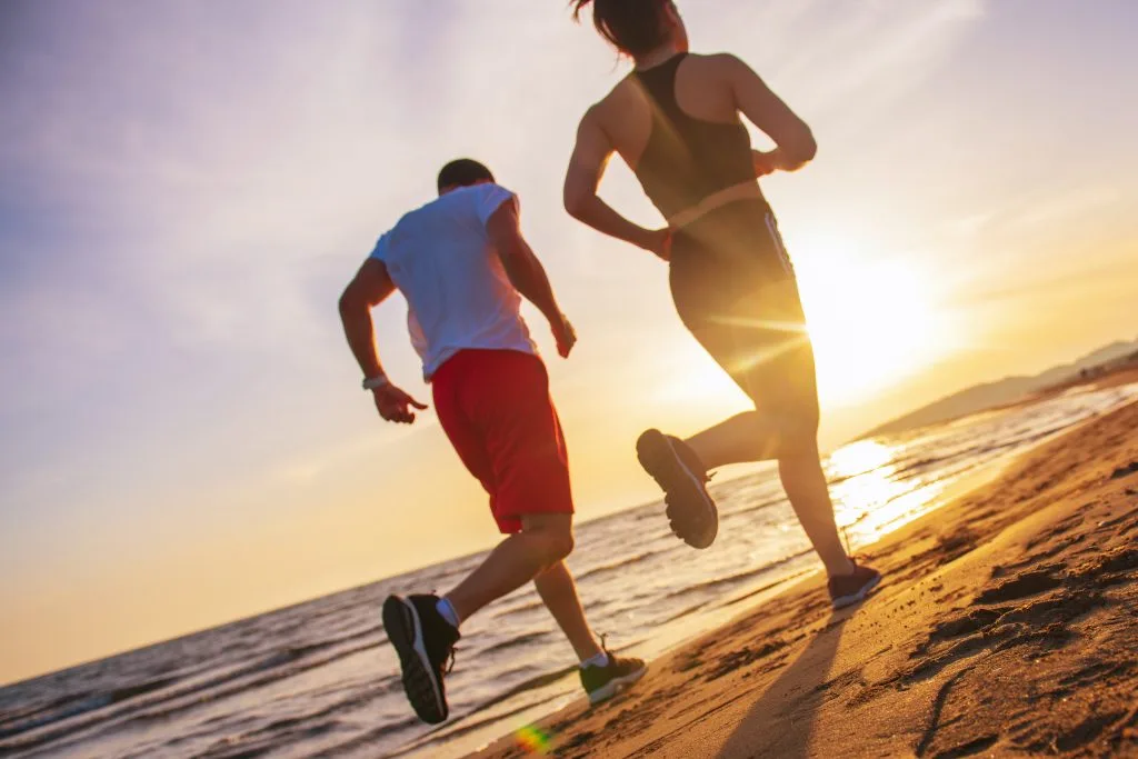 running-beach-canalsideinn