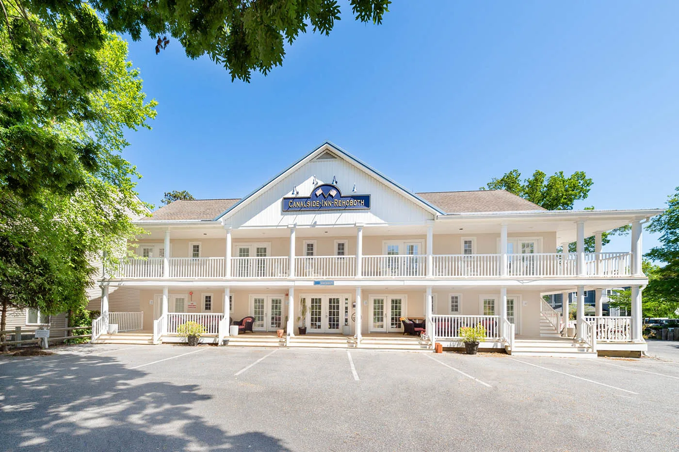 Rehoboth Beach hotel offering a perfect stay with access to local events, dining, and coastal attractions
