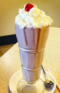 royal treat chocolate milkshake rehoboth beach delaware