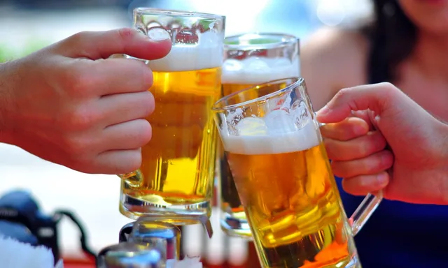 beer cheers