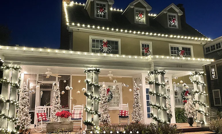 annual holiday events at the delaware beaches. Lewes lights